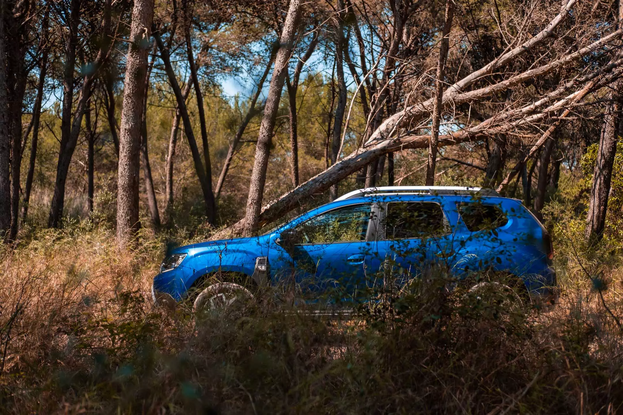 Dacia Duster vs. Prachovka GPL-26