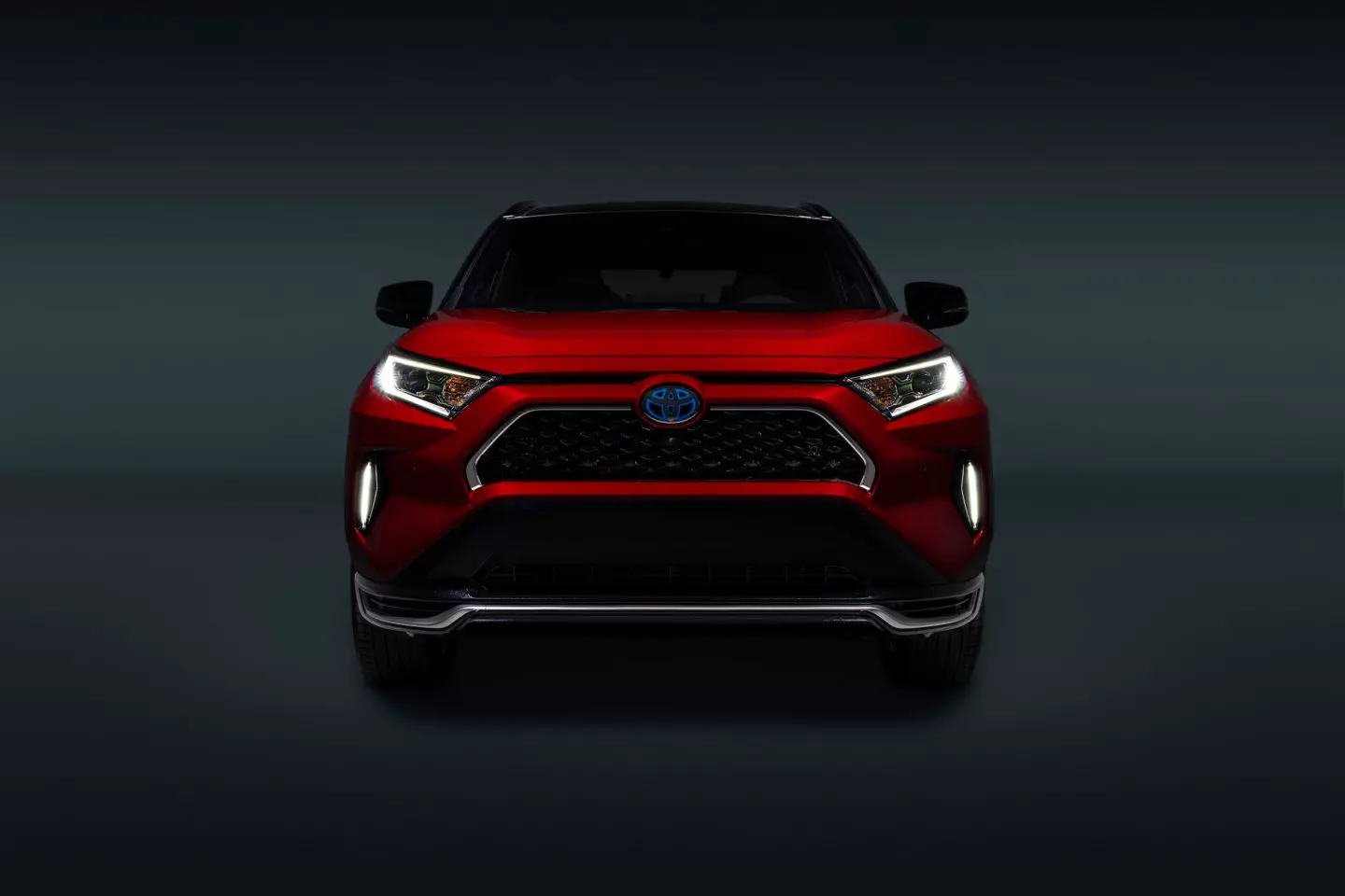 Подключаемый модуль Toyota RAV4 Hybrid