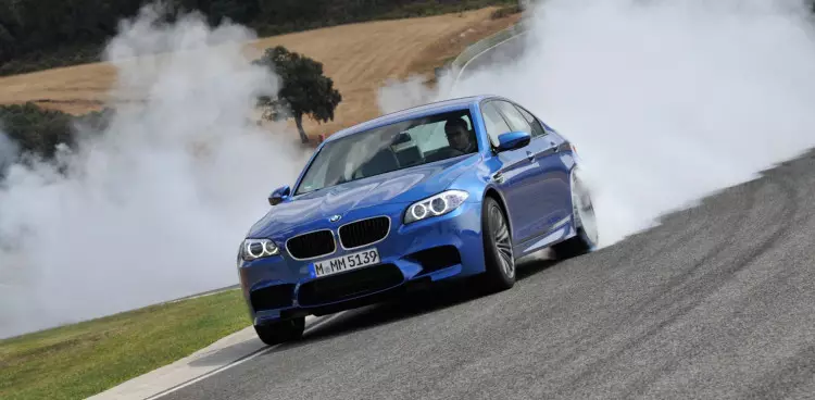 BMW M5 F10 드리프트