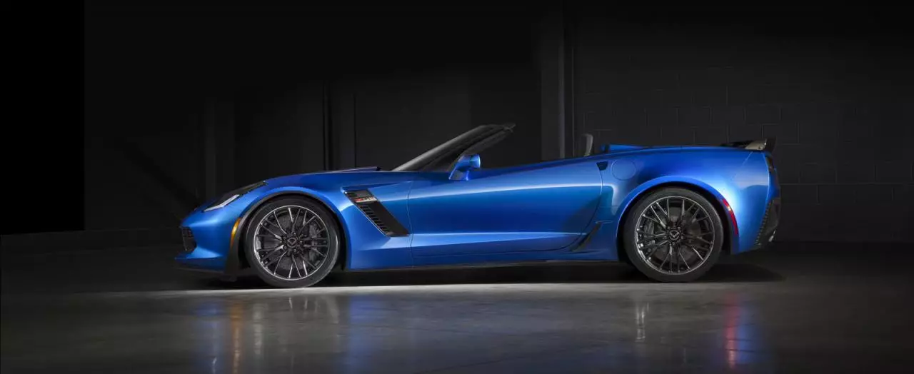 Chevrolet Corvette Z06 Convertible: அதிகாரப்பூர்வமாக வெளியிடப்பட்டது 5702_4