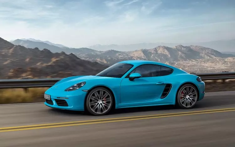 „Porsche 718 Cayman“ (7)