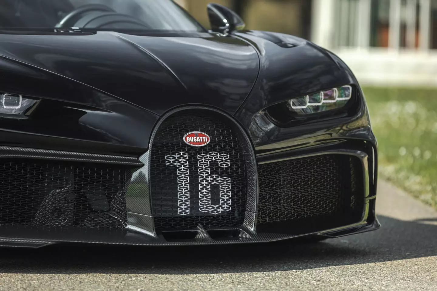 Bugatti Chiron 300