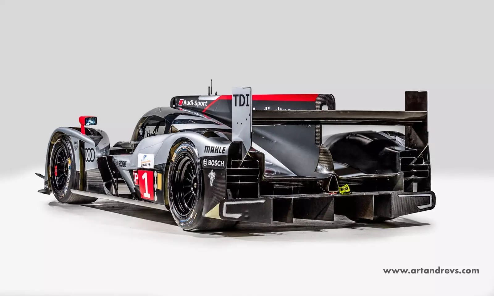 រថយន្ត Audi R18 TDI