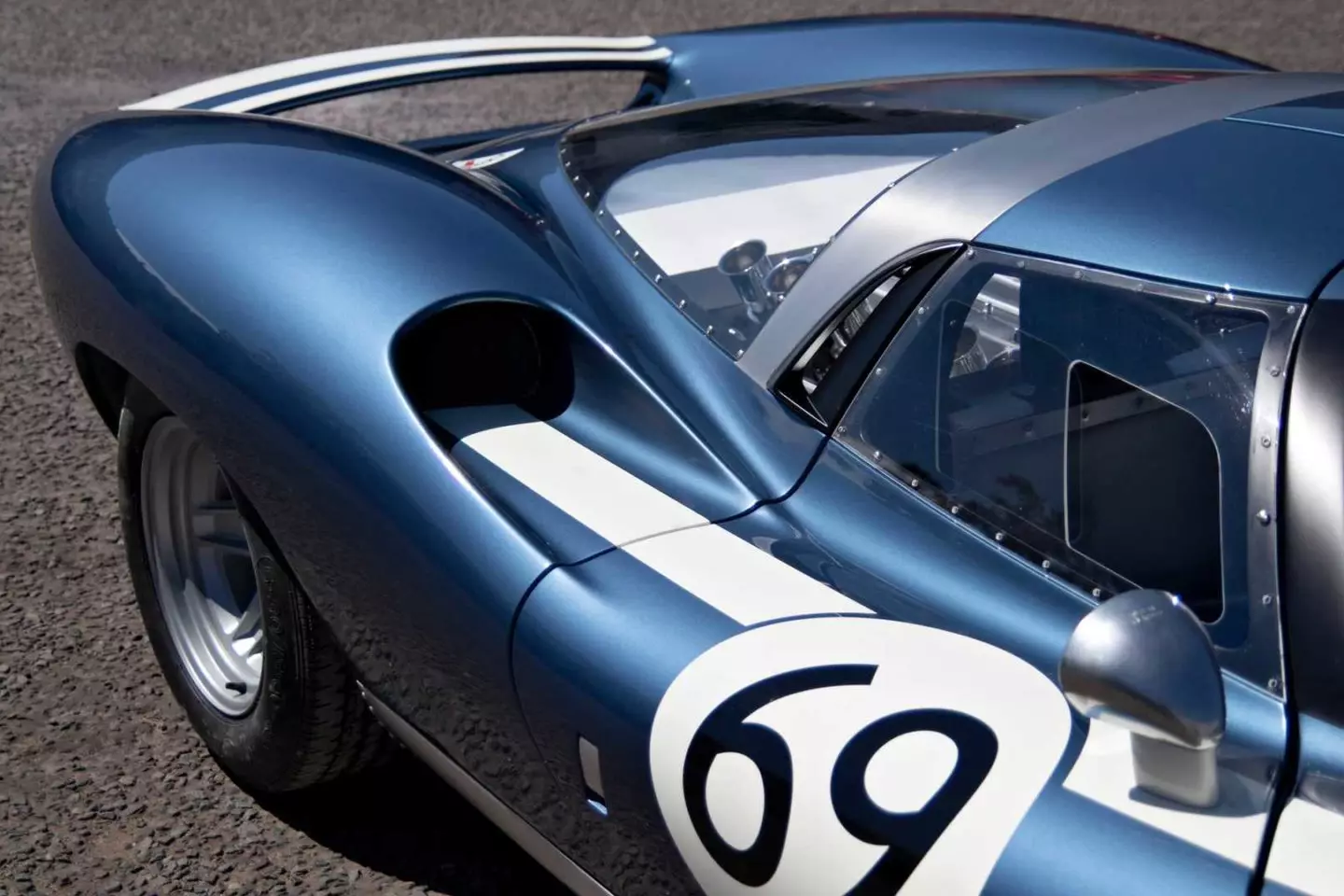 I-Ecurie Ecosse LM69