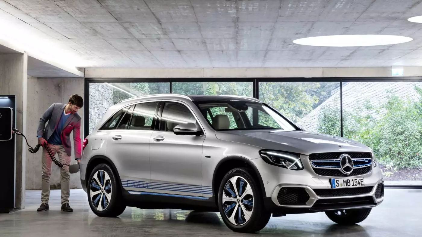 מרצדס בנץ GLC F-CELL