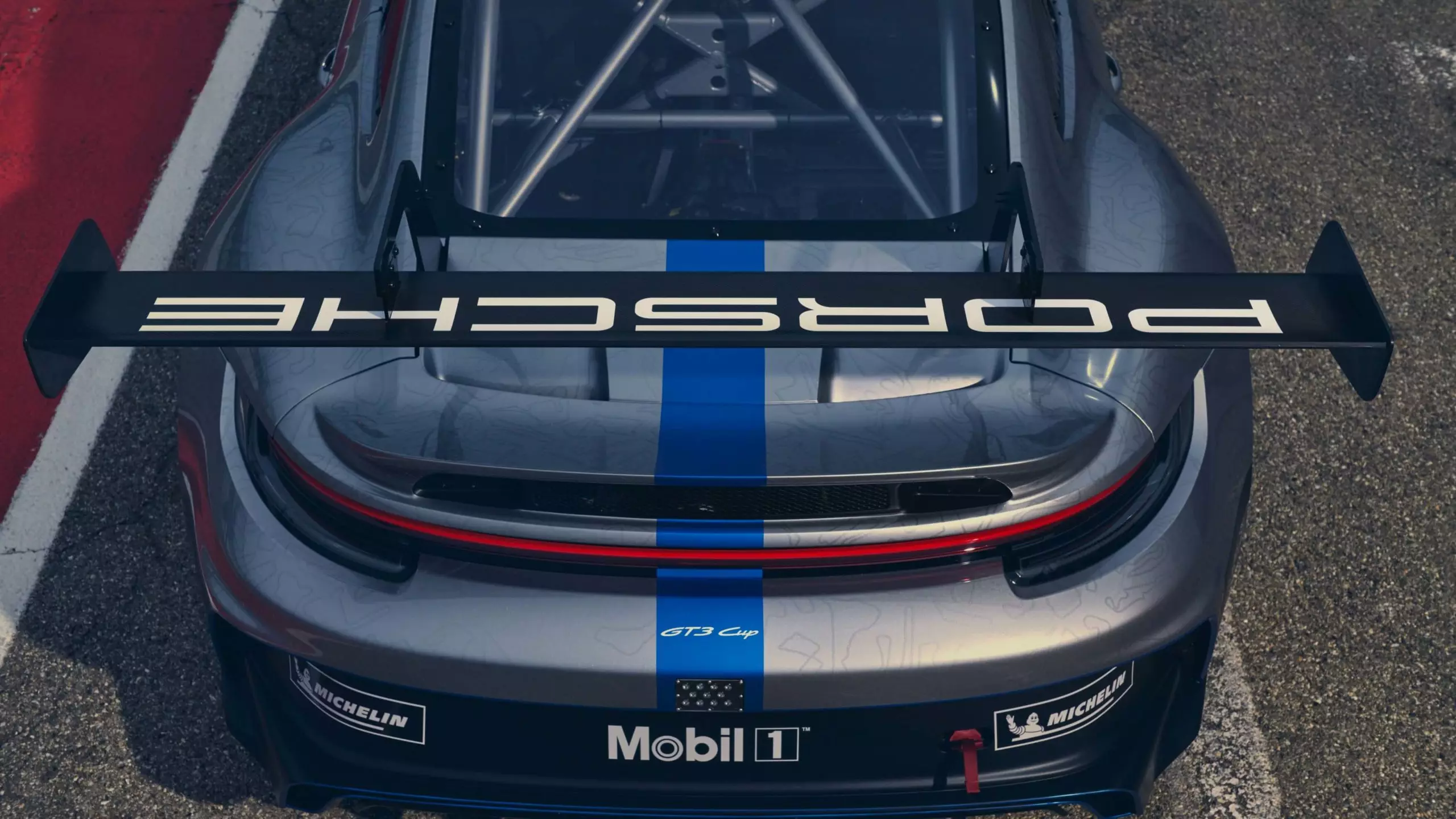 Porsche 911 GT3 Cup un sintētiskās degvielas