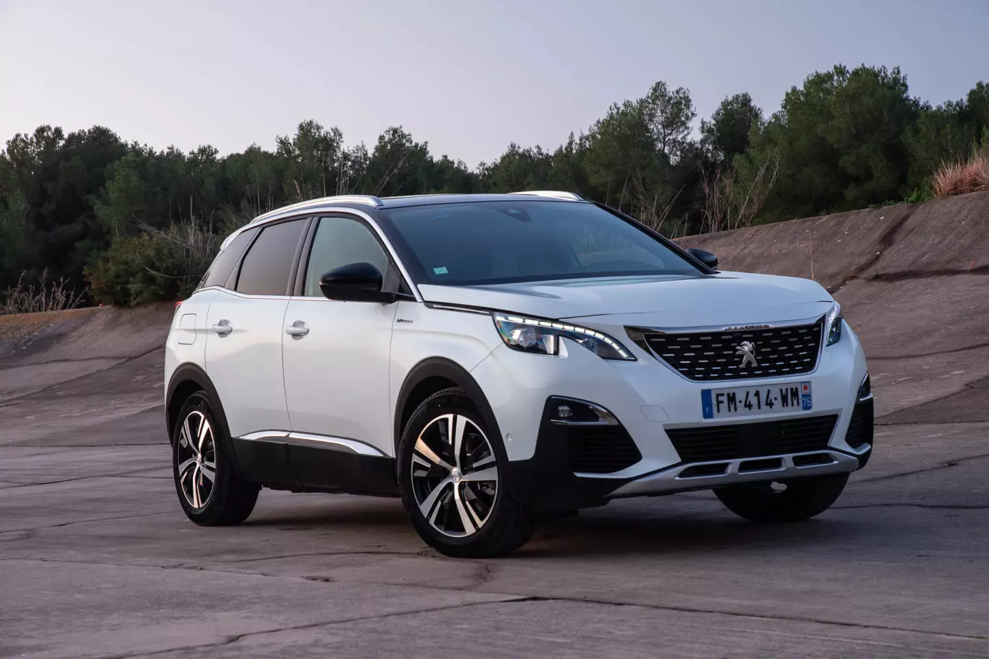 Peugeot 3008 híbrido4