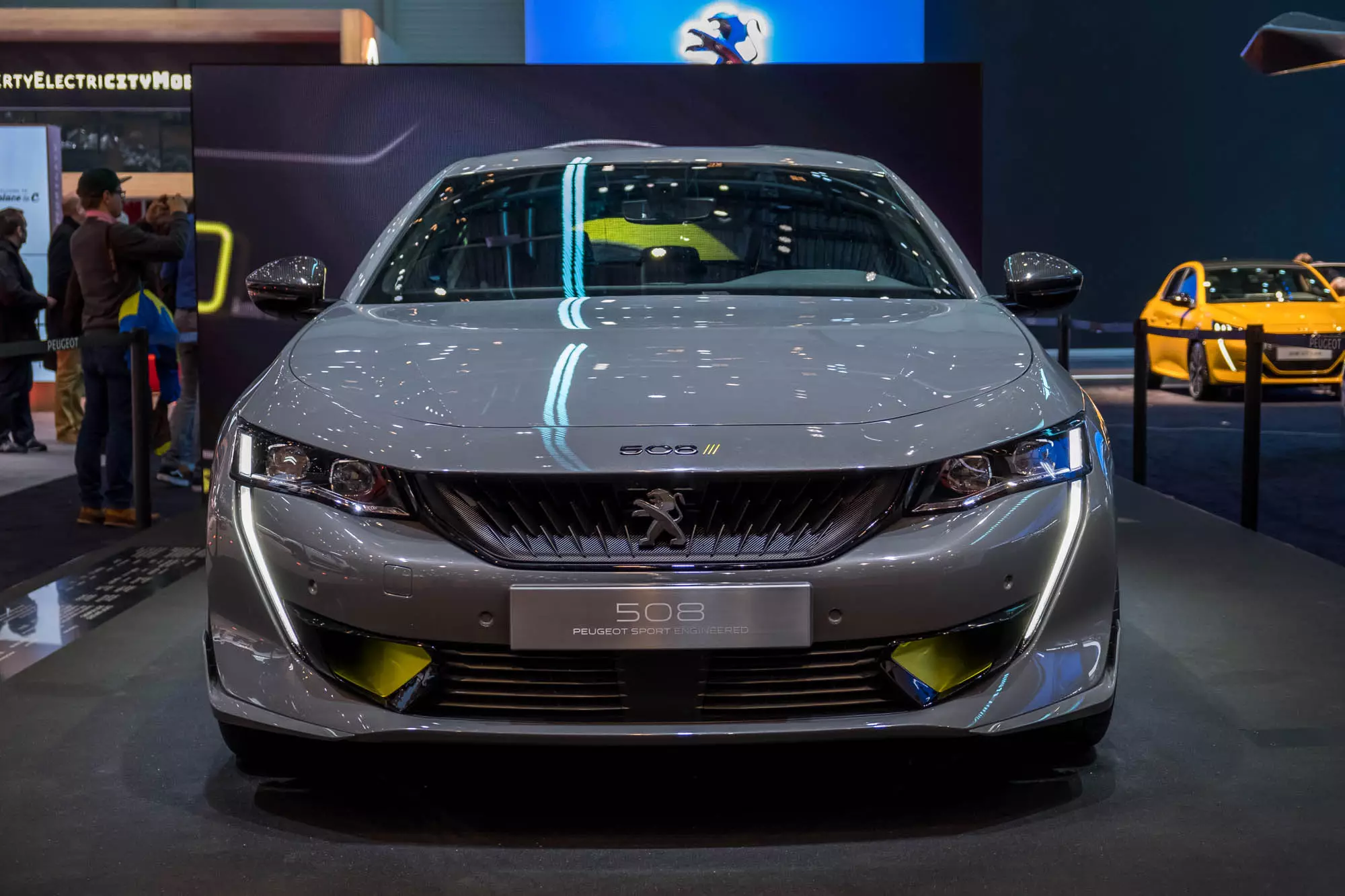 508 Peugeot स्पोर्ट इंजिनिअर्ड