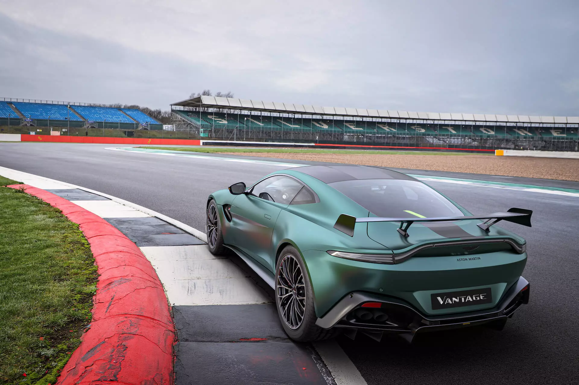 Edición Aston Martin Vantage F1