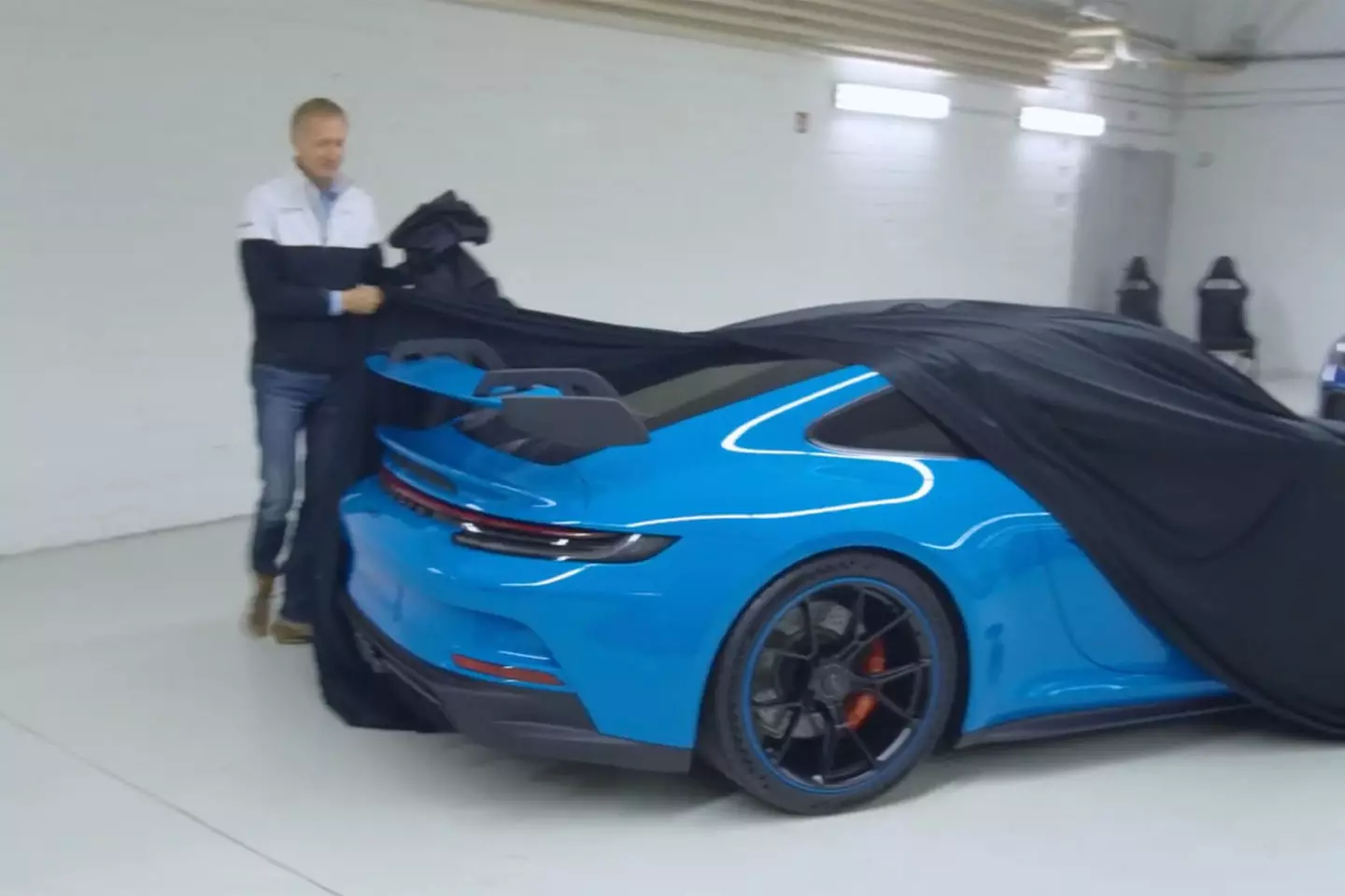 Porsche 911 GT3 2021 tanıtım videosu