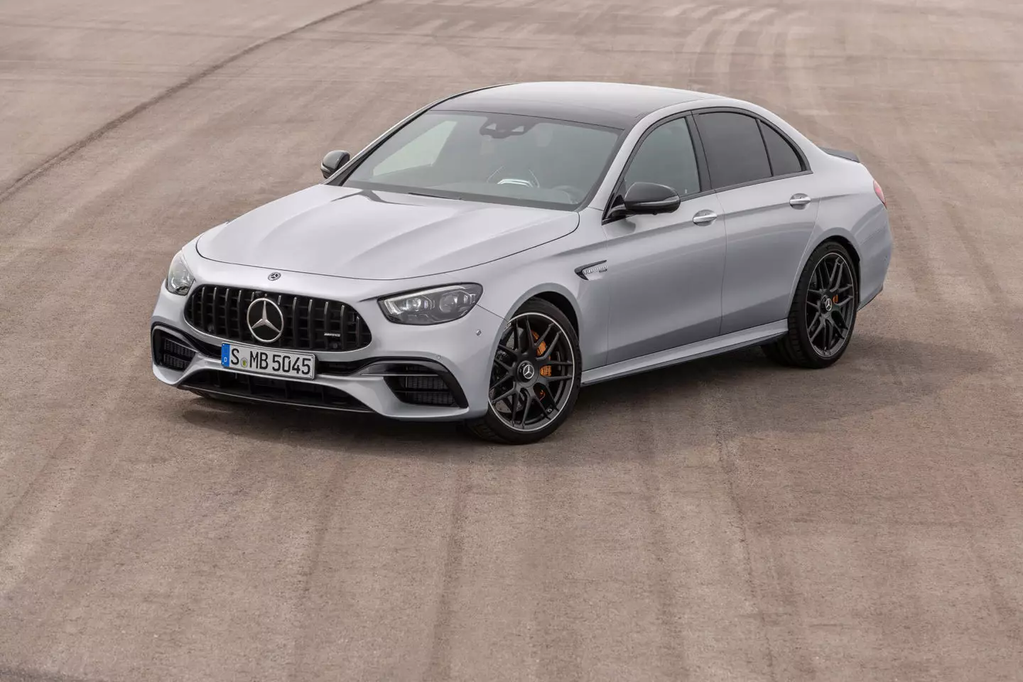 I-Mercedes-AMG E 63 S 2020