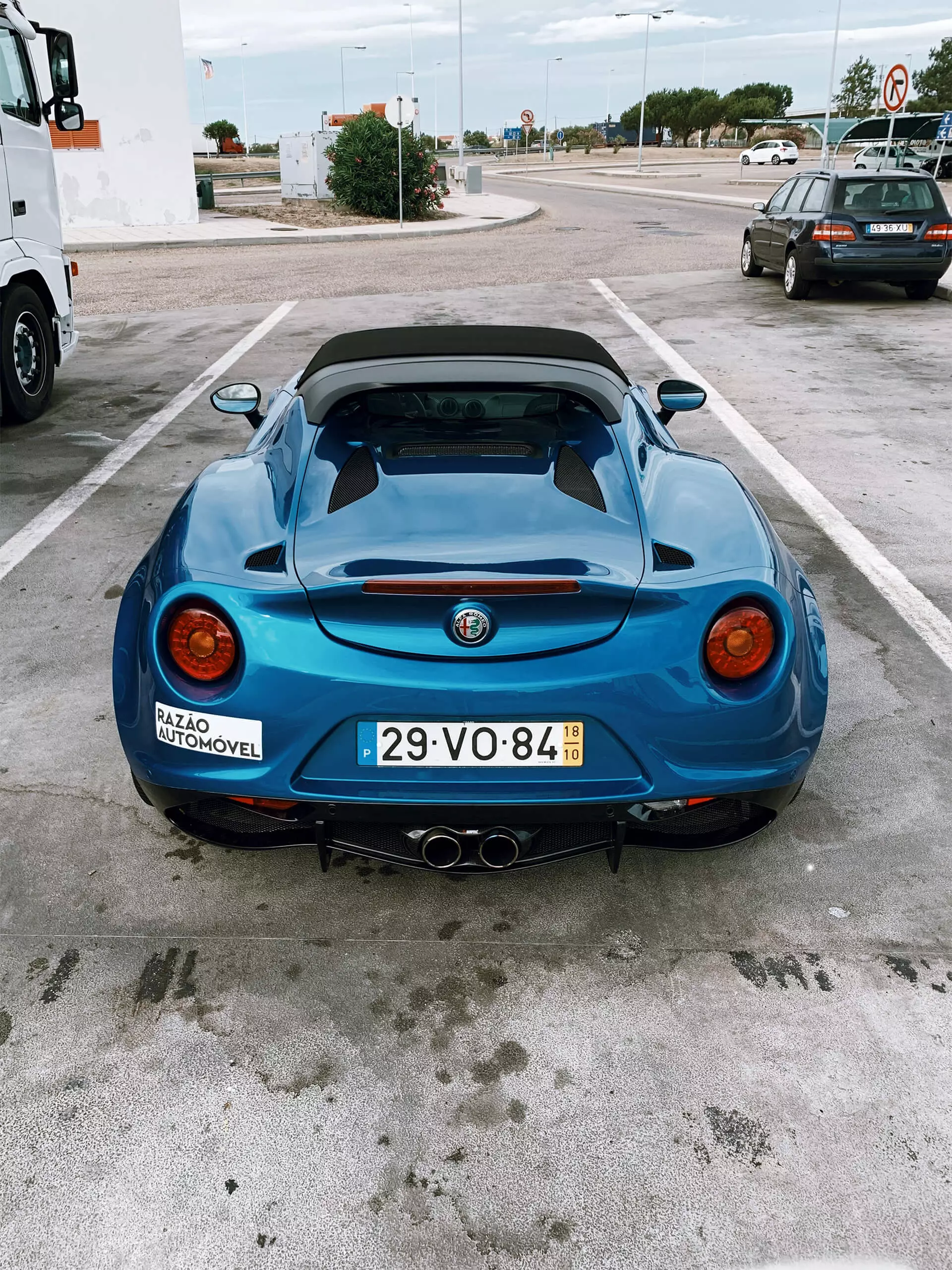 Site na Lisbon ruo Algarve na Alfa Romeo 4C Spider 6567_4