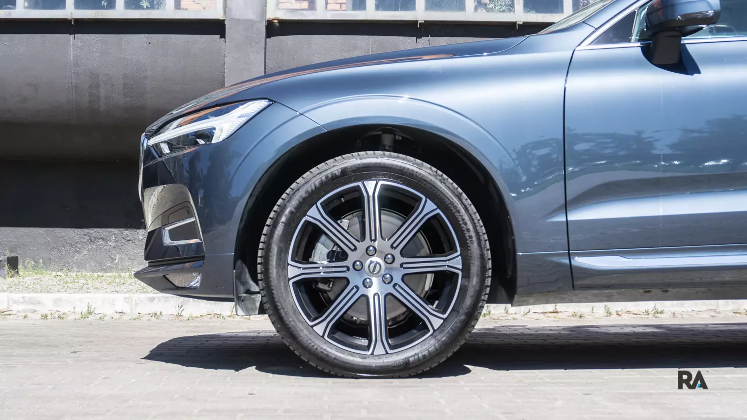 Volvo XC60 D5 AWD Ubhalo. Undoqo omtsha we-brand yaseSweden 6581_9