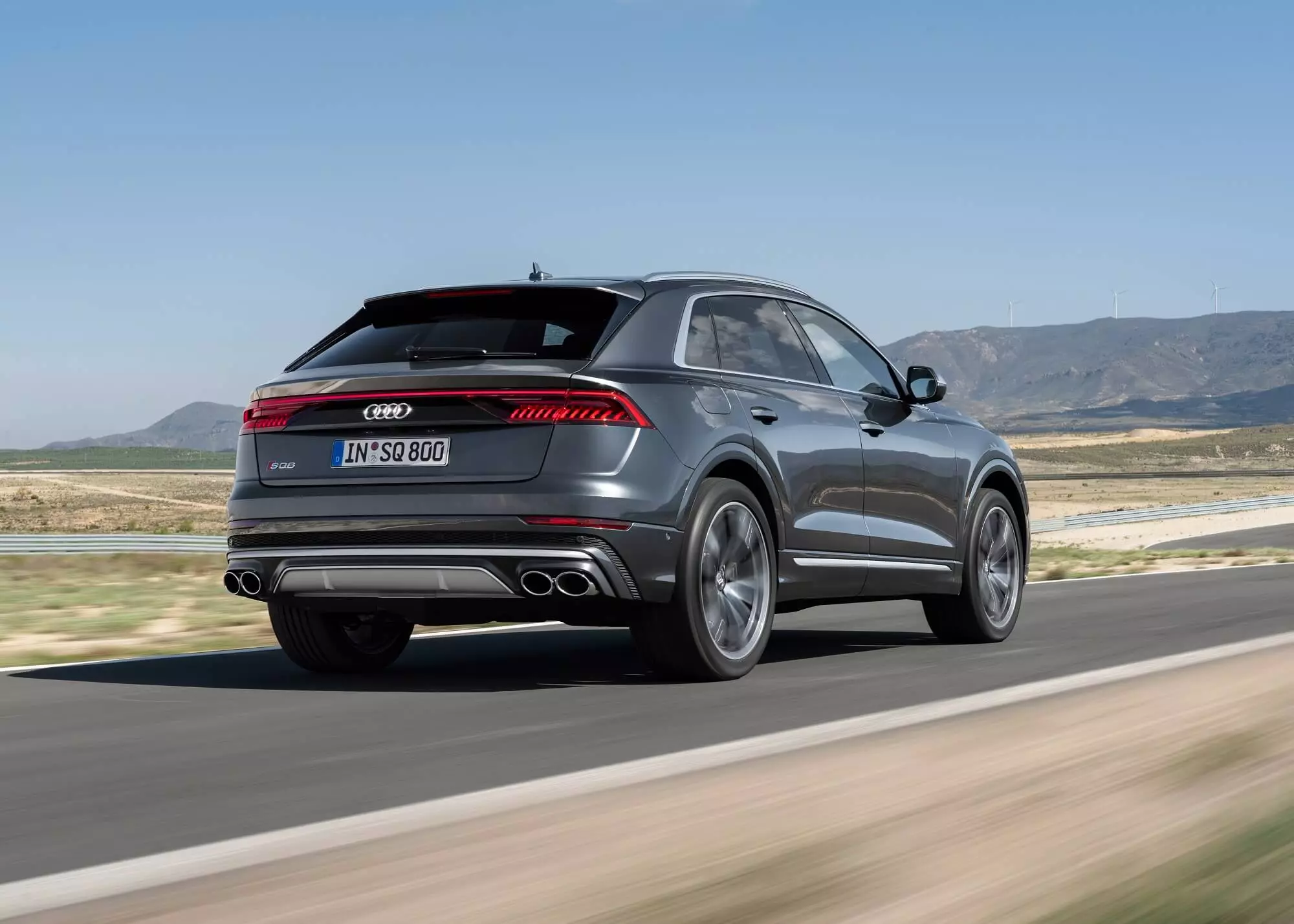 Το Audi SQ8 παρουσιάστηκε στη Φρανκφούρτη με V8 Diesel 6601_1