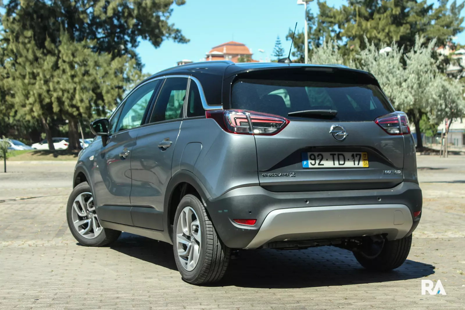 Opel Crossland X.