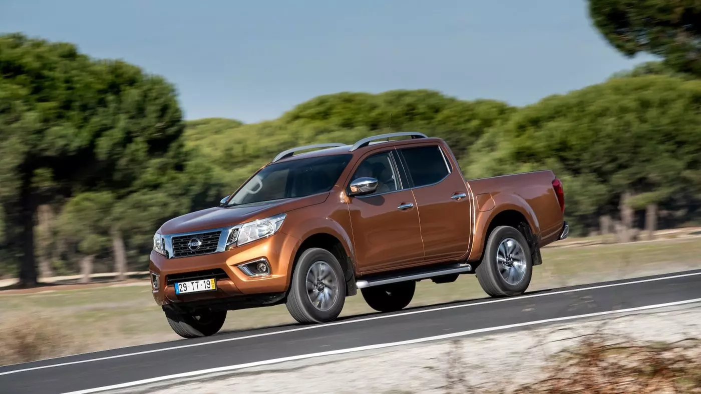 NISSAN NAVARA BIZNESA