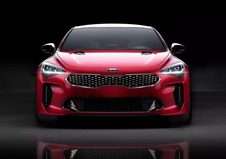 Kia Stinger: Mengawasi saloon Jerman 6665_1