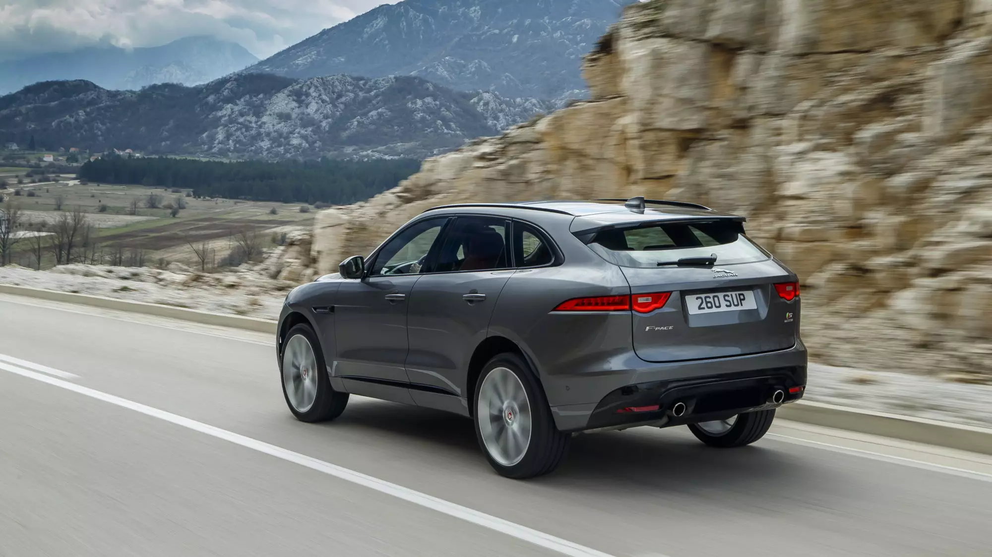 ጃጓር F-Pace