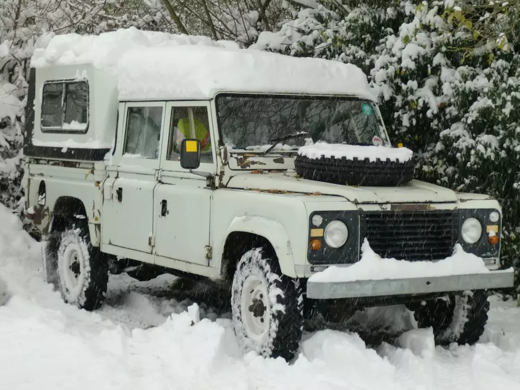 Landrover 127