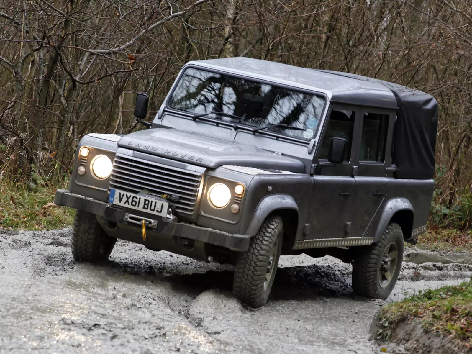 Land Rover Defence 110