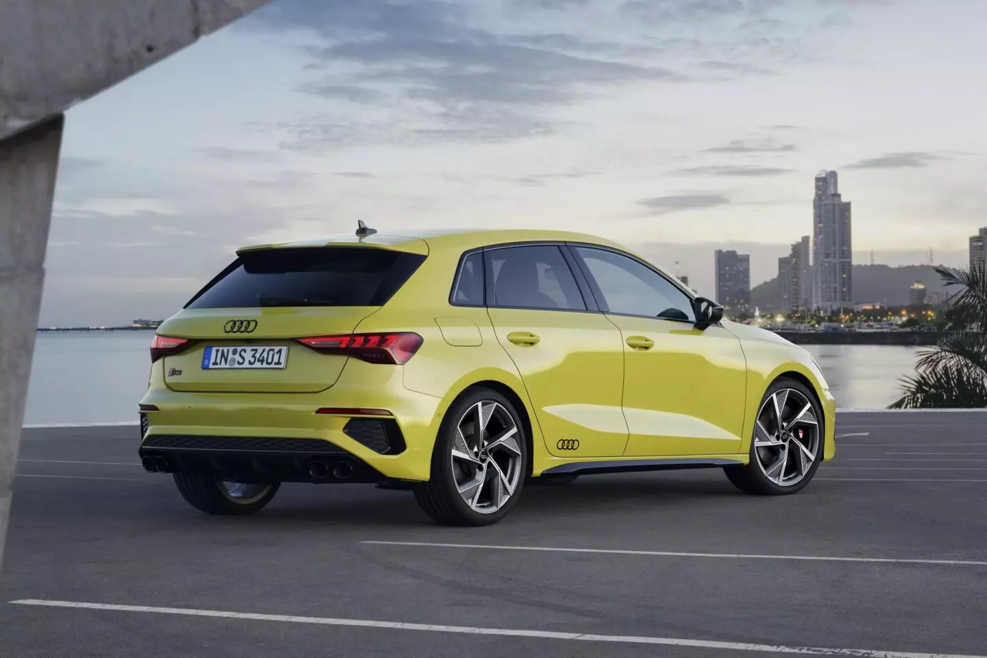 I-Audi S3 Sportback