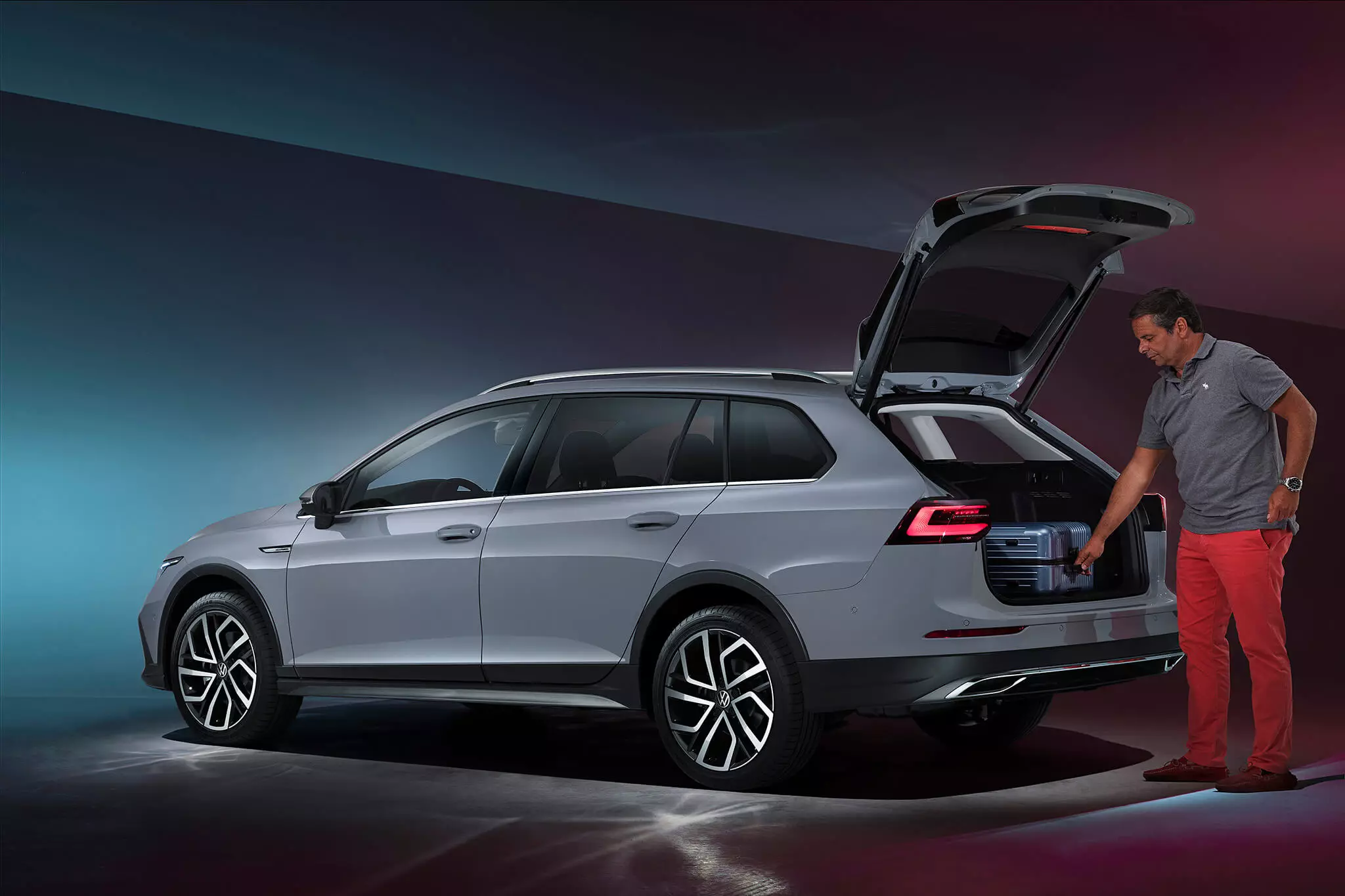 Golf Alltrack Weiss