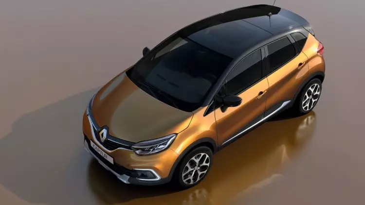 Першыя выявы абноўленага Renault Captur 6923_2