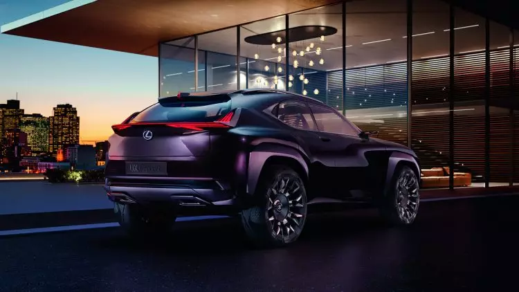 Lexus UX. Nouvo SUV kontra enfòmèl ant yo pral menm pwodwi 6939_1