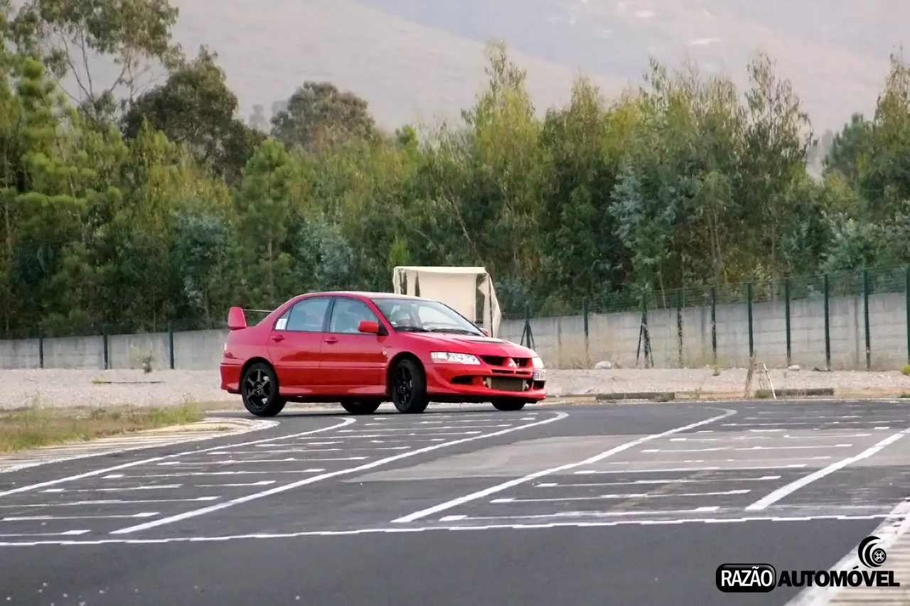 Mitsubishi Lancer Evolution. Erebê ku bûye dîn. 6987_2