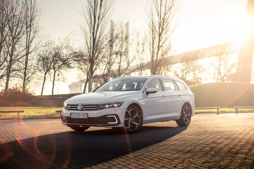 Volkswagen Passat ප්‍රභේදය GTE