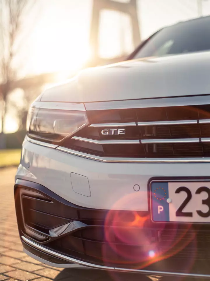 Volkswagen Passat ප්‍රභේදය GTE