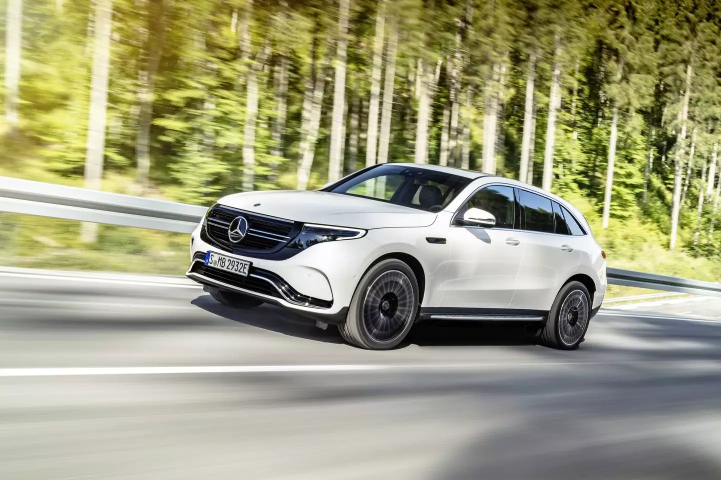 Mercedes-Benz EQC 2018