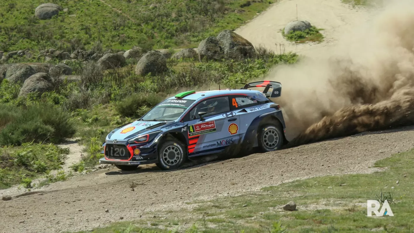 Hyundai i20 WRC Jump