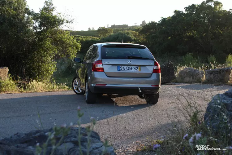 Škoda Rapid Spaceback-6