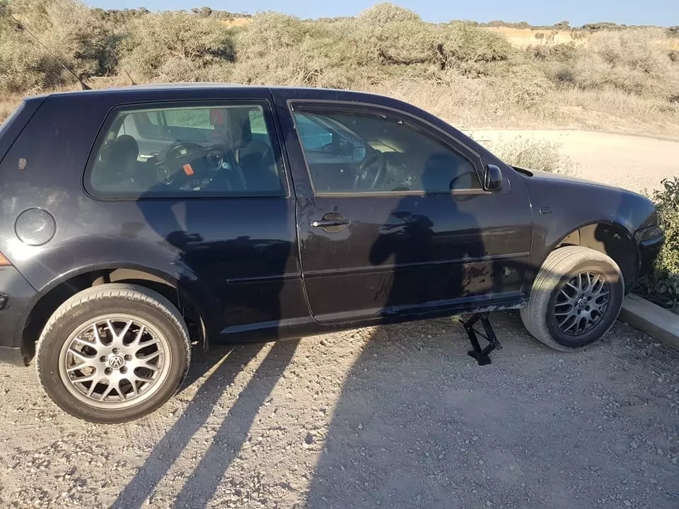 Volkswagen Golf vakaedza kuba