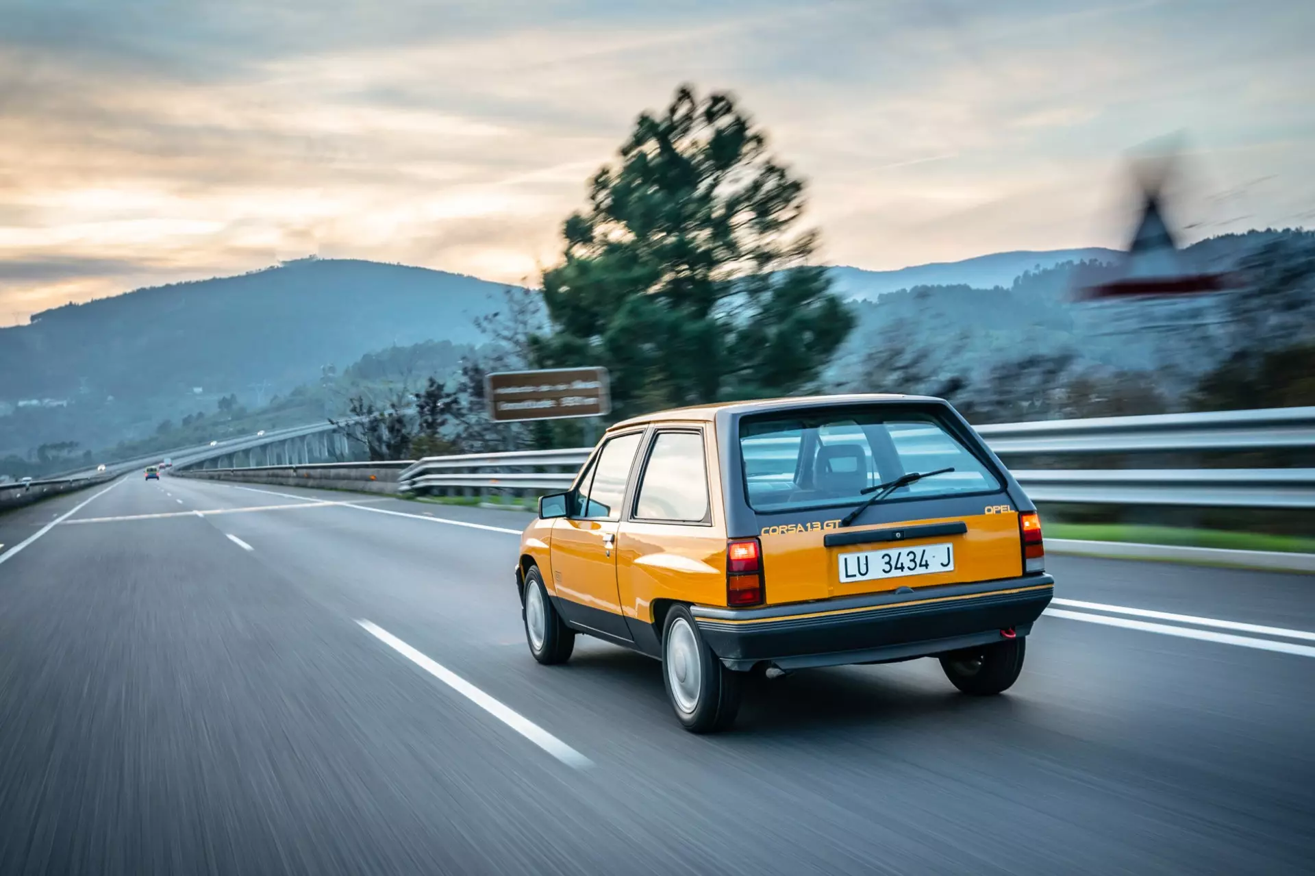 Selten '87 Opel Corsa GT zu Porto entdeckt 7332_4