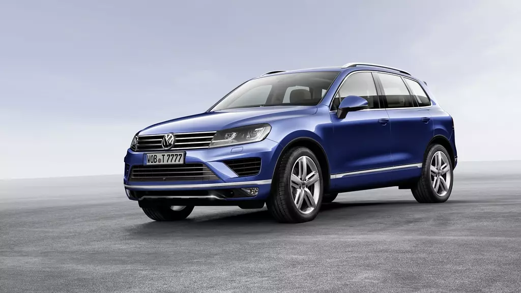 Volkswagen Touareg အသစ်- ခွဲစိတ်မှုတစ်ခု 7477_3