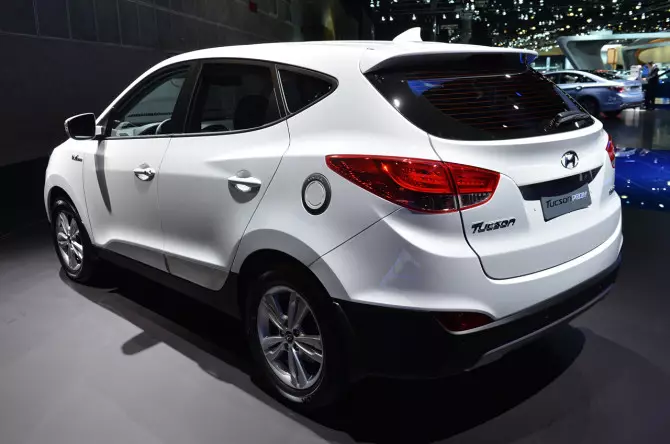 I-Hyundai-tucson-fc-2