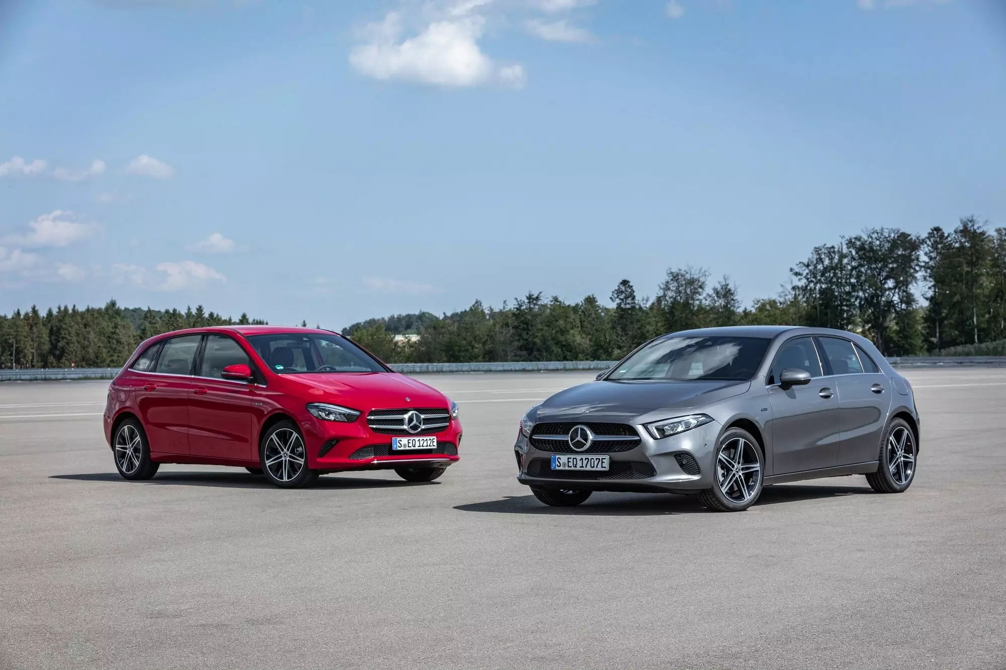 Mercedes Klass A och Klass B Hybrid