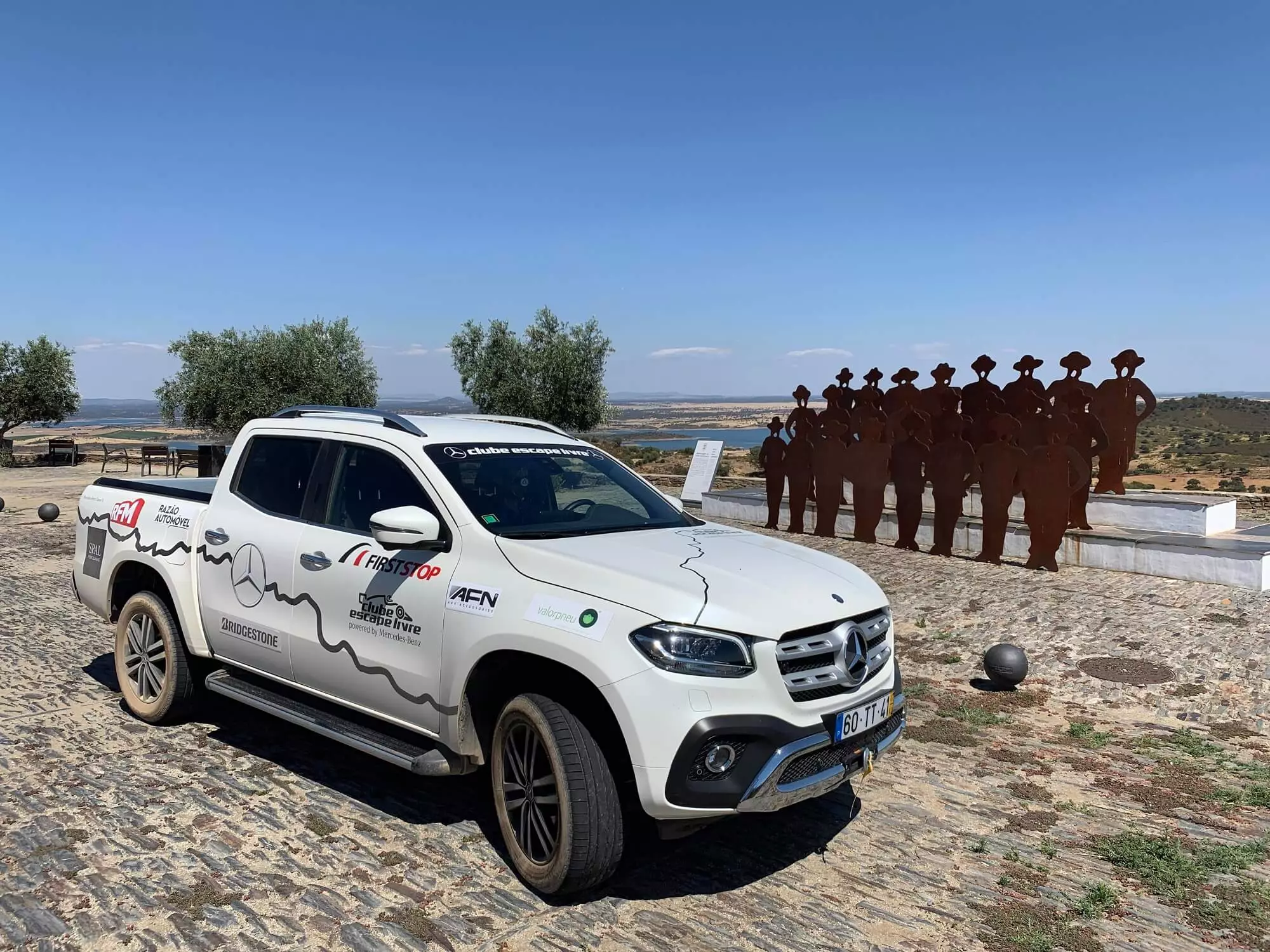 I-Mercedes-Benz X-Class