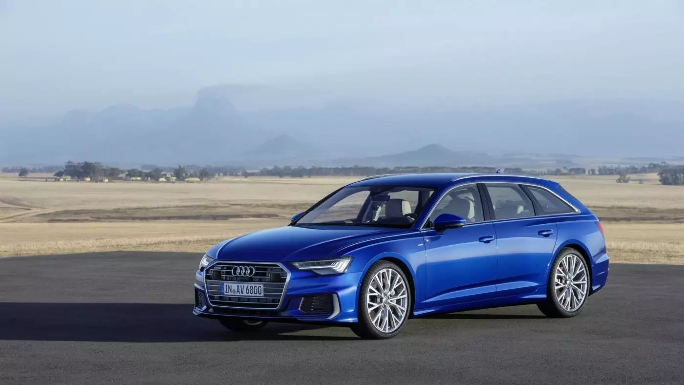 Audi A6 Avant 2018 година