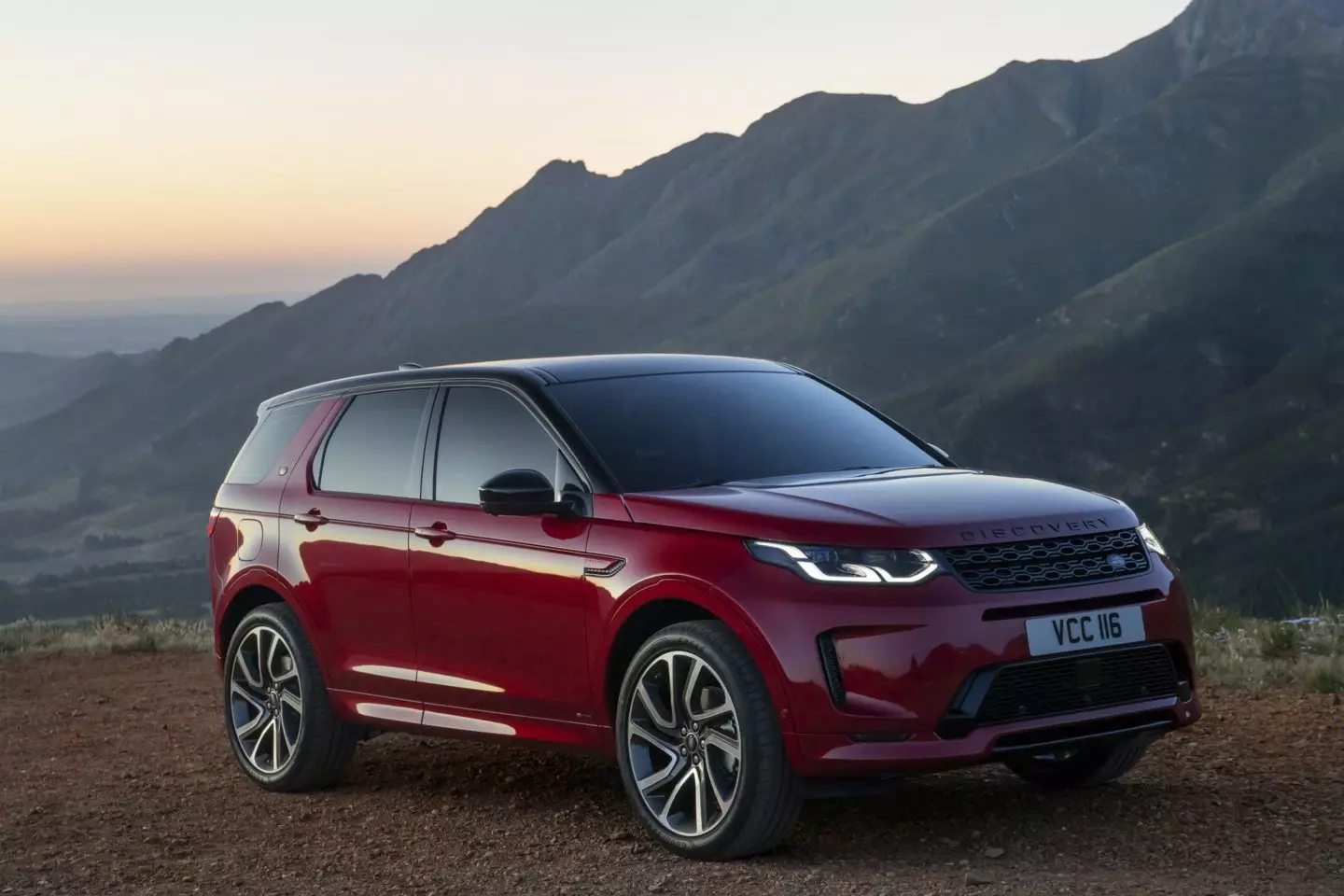 “Land Rover Discovery Sport 2019”