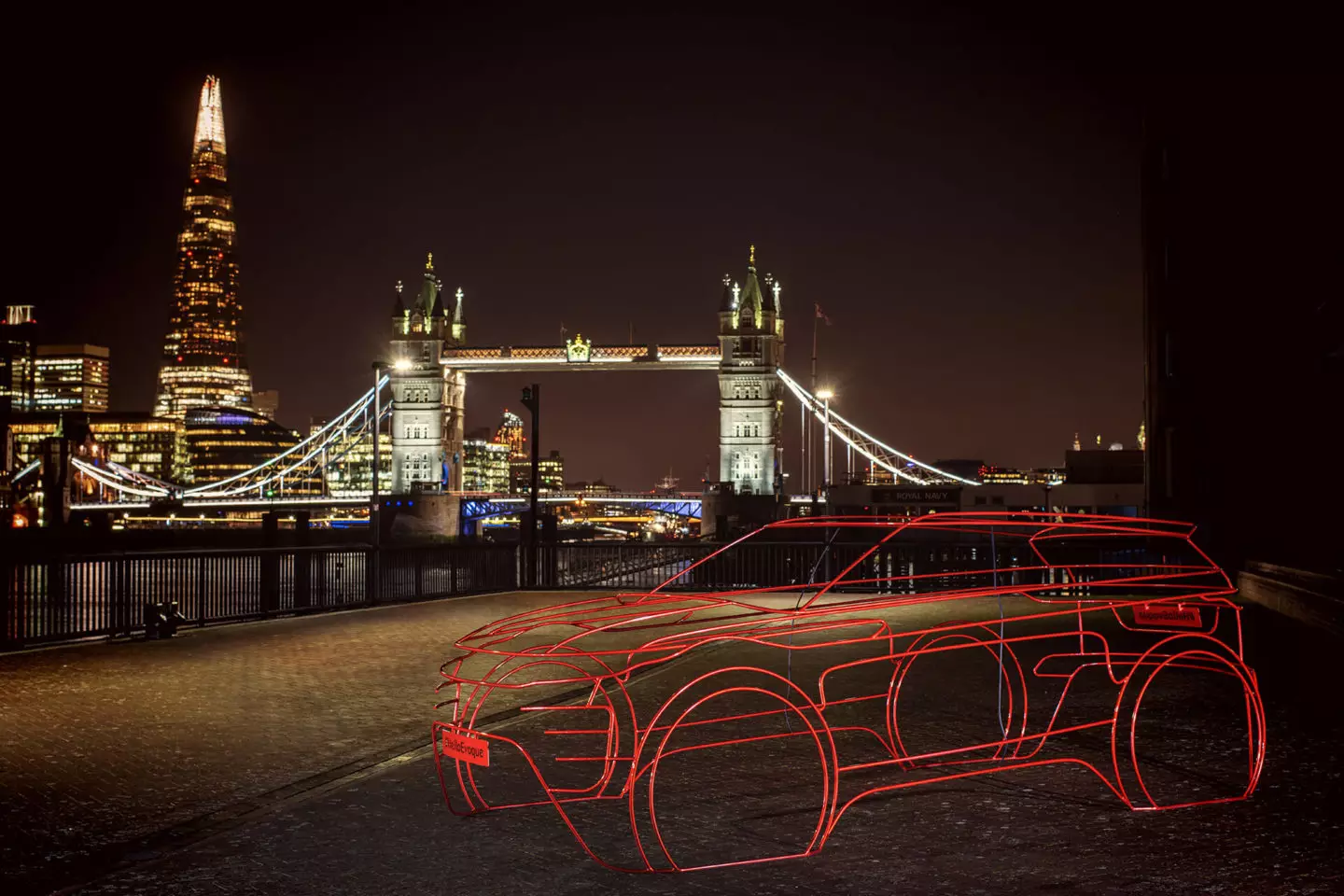 Teaser Range Rover Evoque