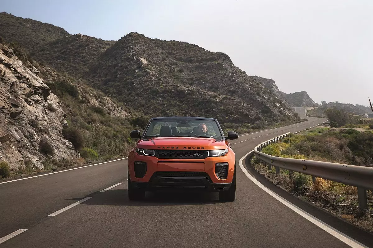 Range-Rover-Evoque-34