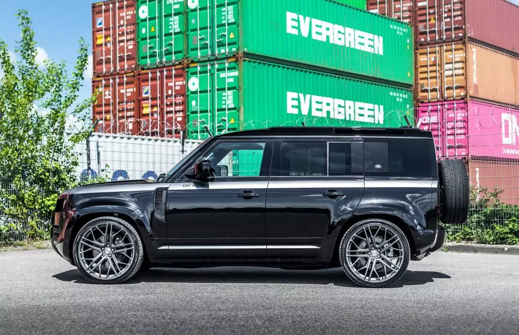 Land Rover Müdafiəçisi Manhetten