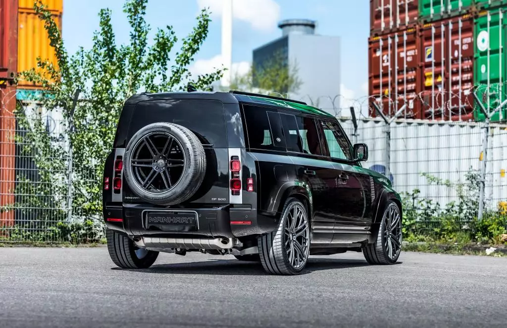 Land Rover Defender Manhattan