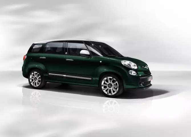 I-Fiat-500L_Living_2013_01