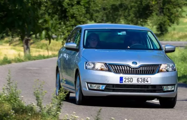 La nuova Skoda Rapid 2013 è appena stata rilasciata 8240_2