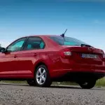 Skoda Rapid 2013 အသစ် ထွက်ရှိလာပါပြီ။ 8240_4