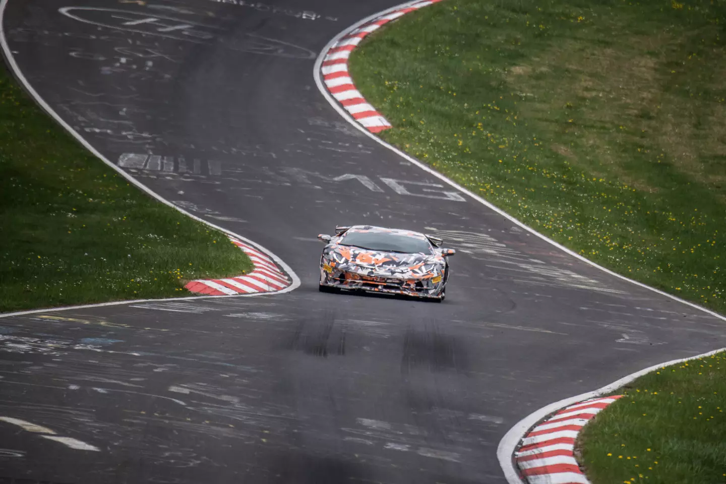 Lamborghini Aventador SVJ Record Nürburgring 2018